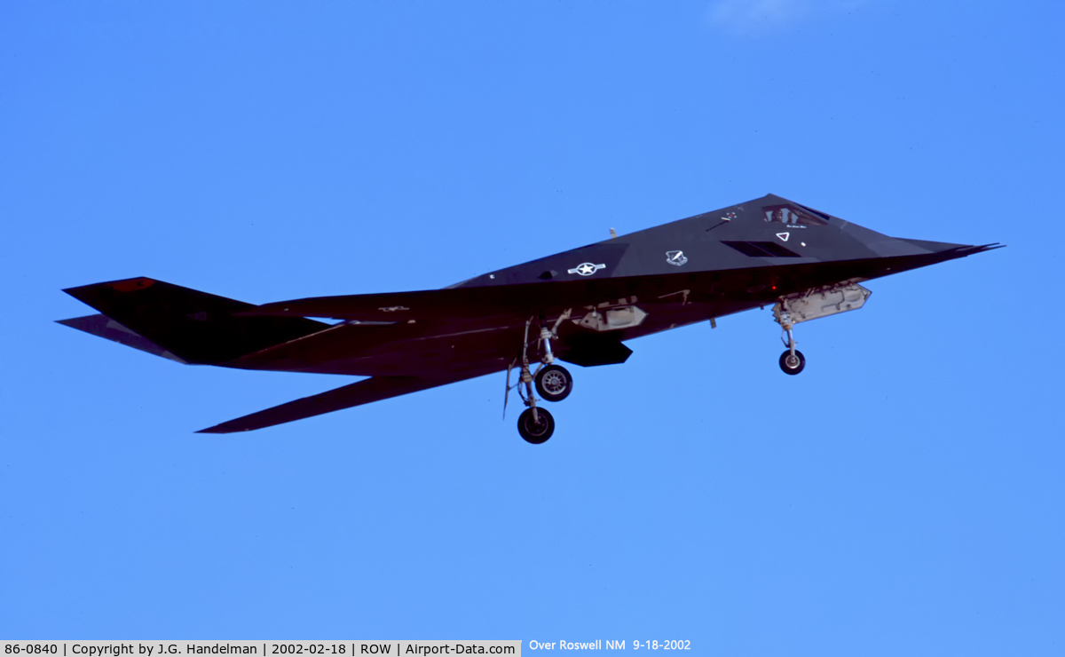86-0840, 1986 Lockheed F-117A Nighthawk C/N A.4065, Fly past at Roswell NM.