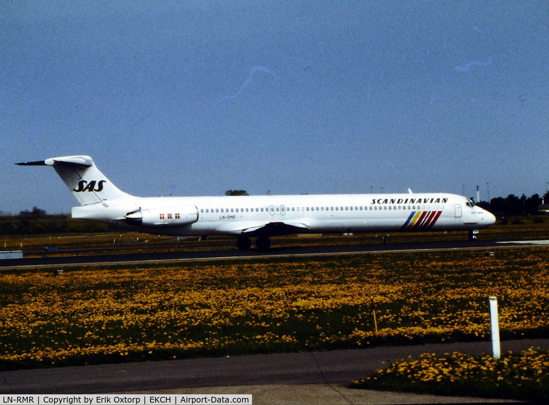 LN-RMR, 1992 McDonnell Douglas MD-81 (DC-9-81) C/N 53365, LN-RMR ready for takeoff rw 04R