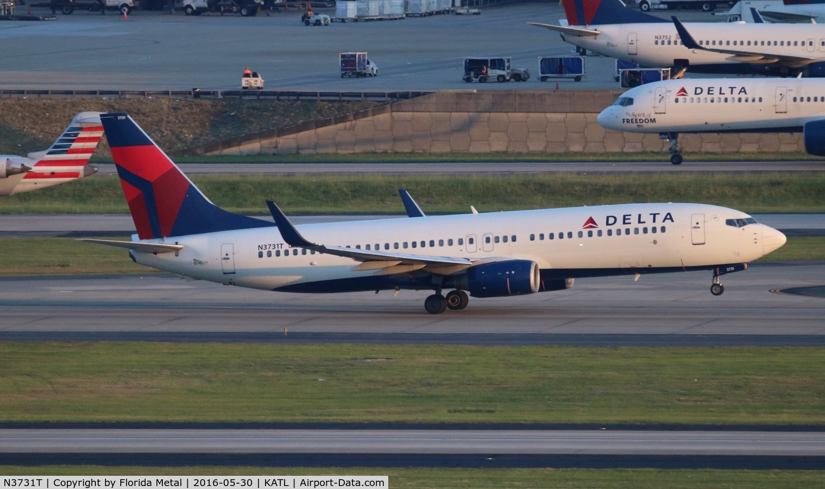 N3731T, 2000 Boeing 737-832 C/N 30775, Delta 737-832