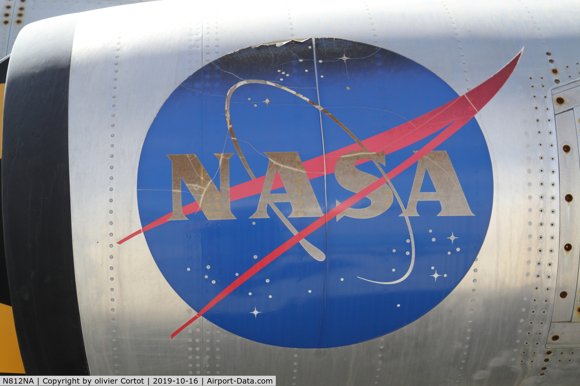 N812NA, Lockheed F-104N C/N 683C4053, closer view on the NASA logo