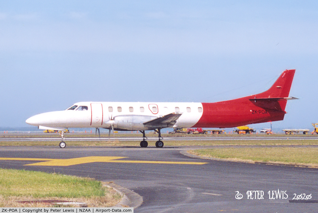 ZK-POA, 1983 Fairchild SA-227AC Metro III C/N AC-551, Airwork Holdings Ltd., Papakura - 2005