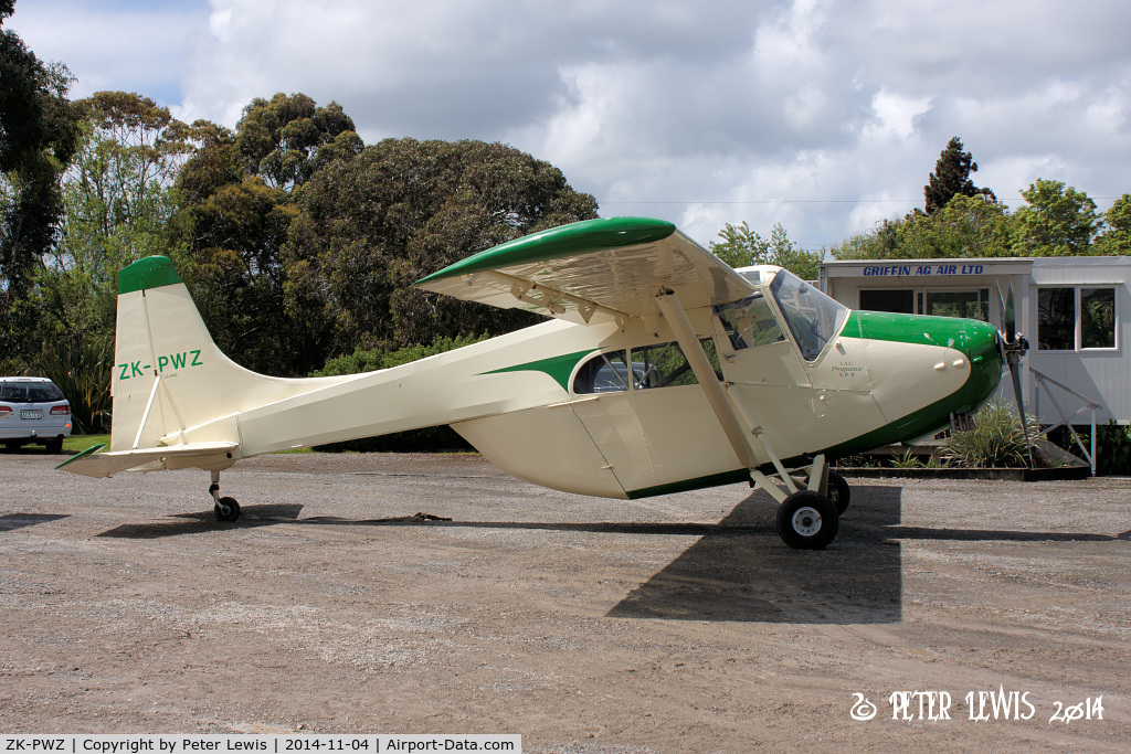 ZK-PWZ, 1960 Edgar Percival EP-9 Prospector C/N 42, Kairanga Aviation Ltd., Palmerston North
Kairanga airstrip