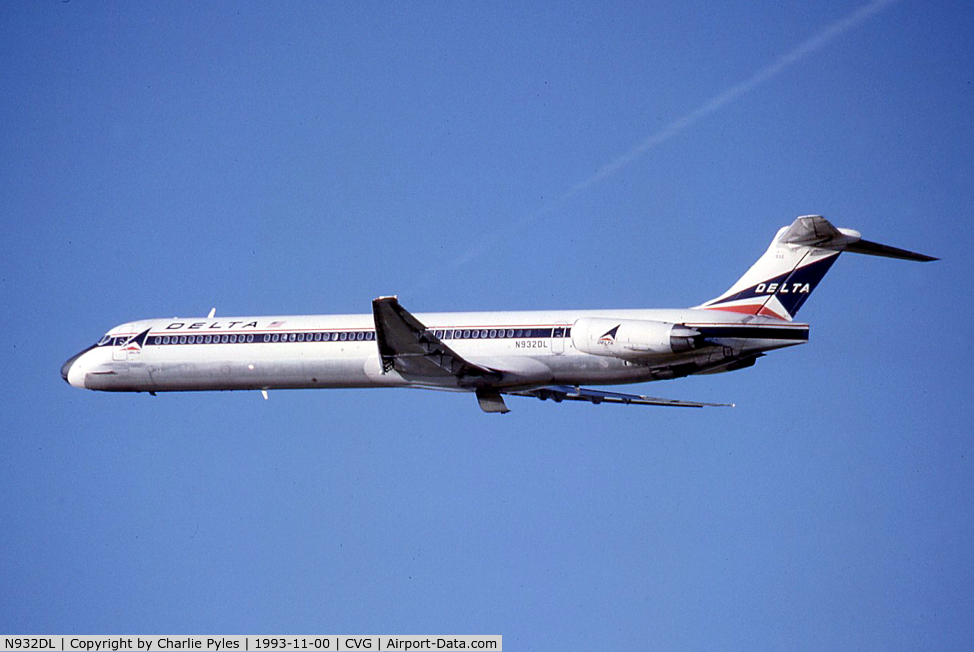 N932DL, 1989 McDonnell Douglas MD-88 C/N 49719, Just Off CVG