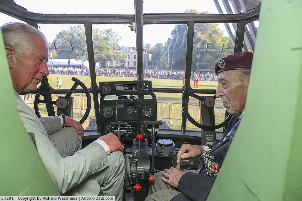 LH291, Airspeed AS.51 Horsa I C/N BAPC279, Prince of Wales and Frank Ashleigh in cockpit LH291 
Commemorations 75 years Market Garden at Oosterbeek 2020