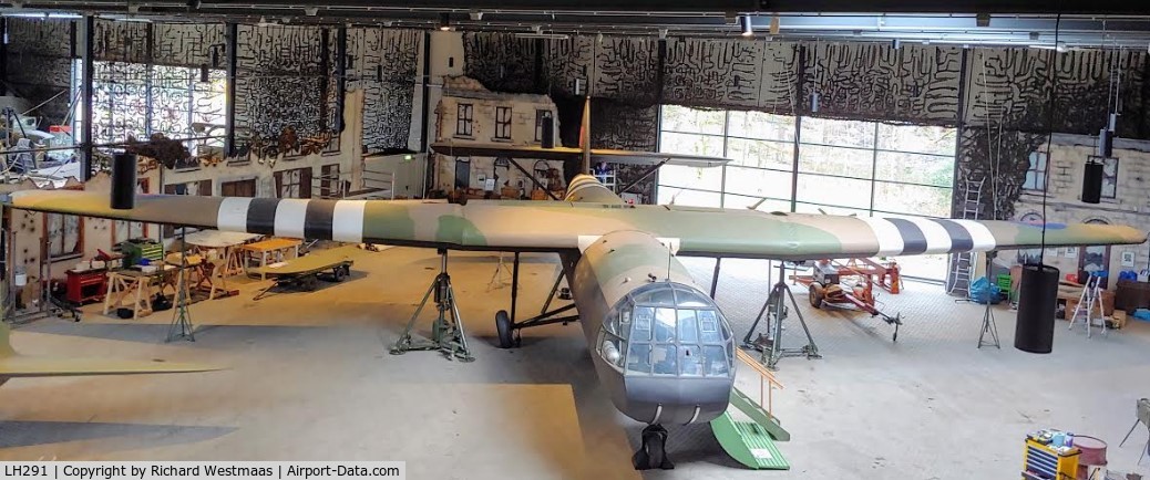 LH291, Airspeed AS.51 Horsa I C/N BAPC279, This Horsa Glider, built by the Assault Glider Trust between 2001 and 2014 -with many original parts-  is now on display in the War Museum Overloon in the Netherlands