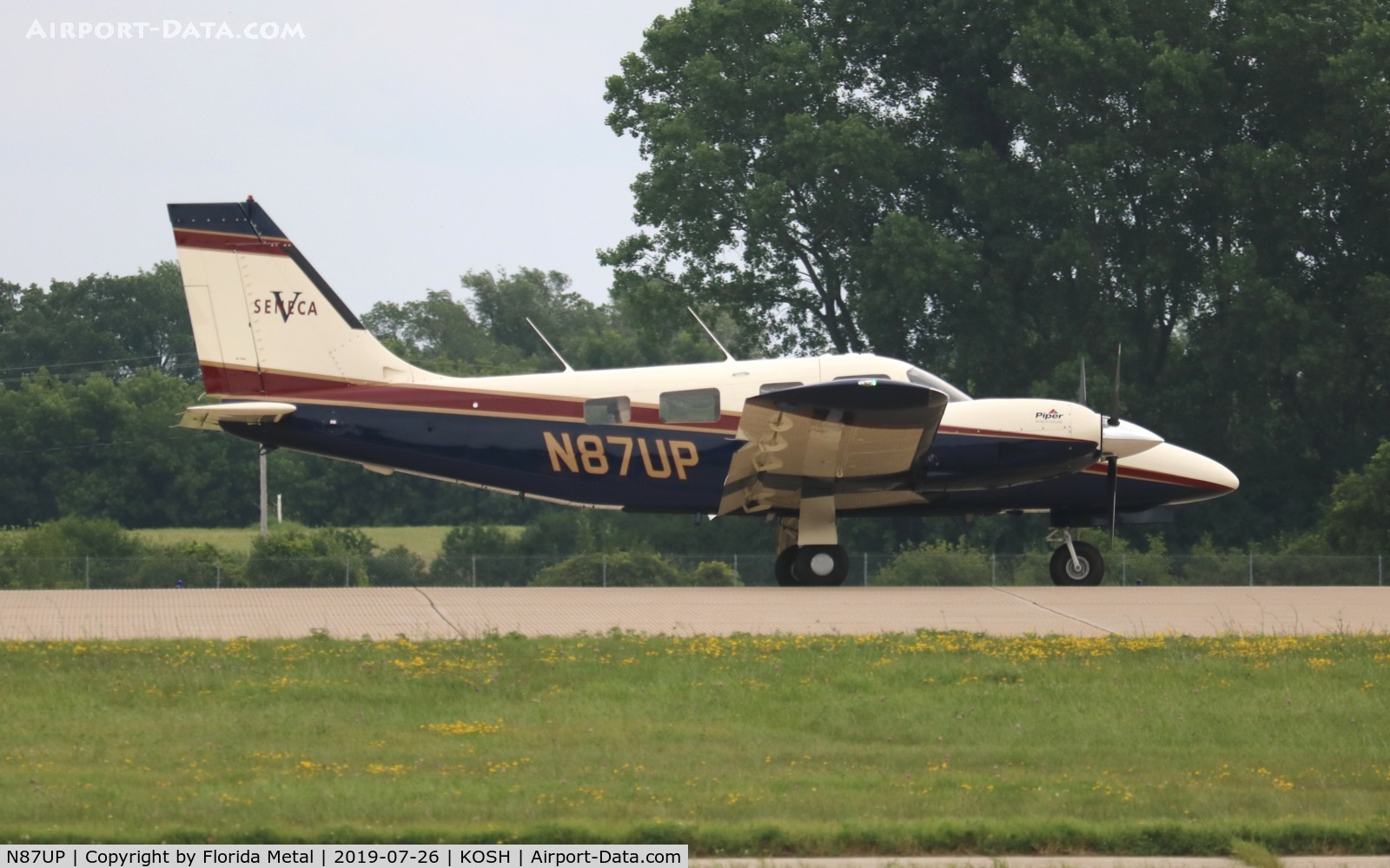 N87UP, 1999 Piper PA-34-220T Seneca C/N 34-49144, Air Venture 2019