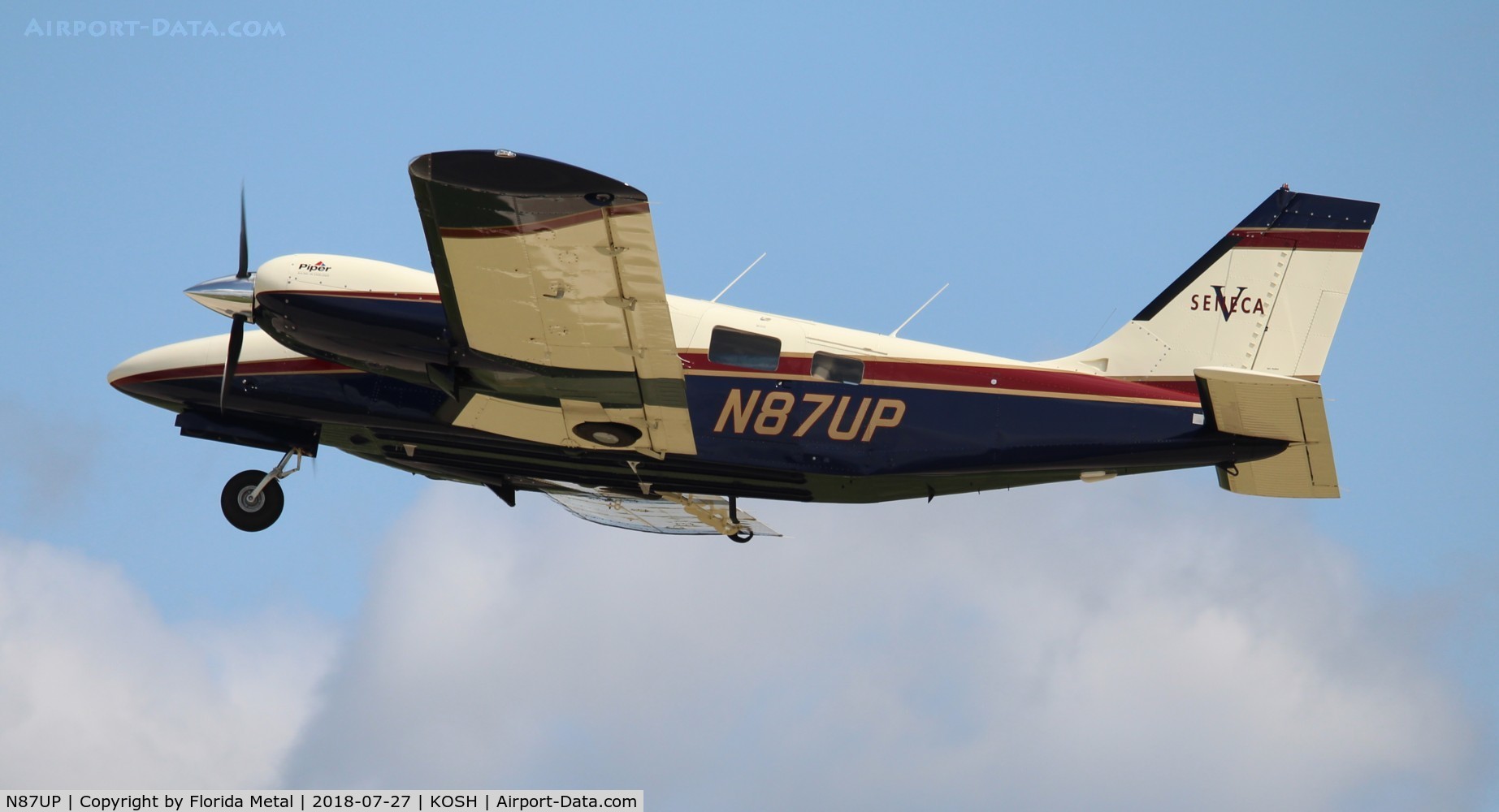 N87UP, 1999 Piper PA-34-220T Seneca C/N 34-49144, OSH 2018