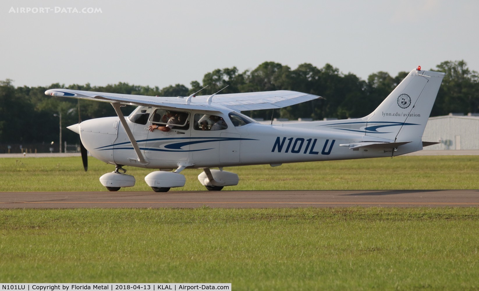 N101LU, 1999 Cessna 172R C/N 17280709, Sun N Fun 2011