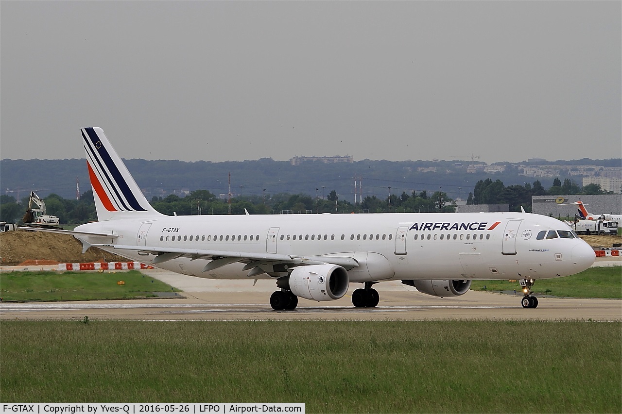 F-GTAX, 2009 Airbus A321-212 C/N 3930, Airbus A321-212, Ready to take off rwy 08, Paris-Orly airport (LFPO-ORY)
