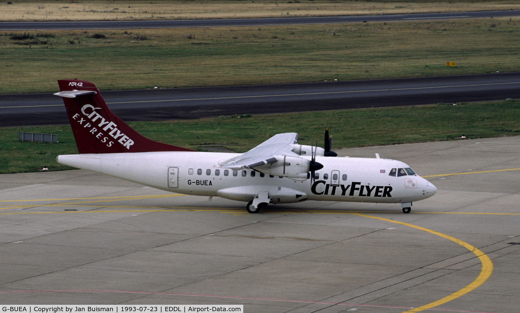 G-BUEA, 1992 ATR 42-300 C/N 268, Cityflyer Express