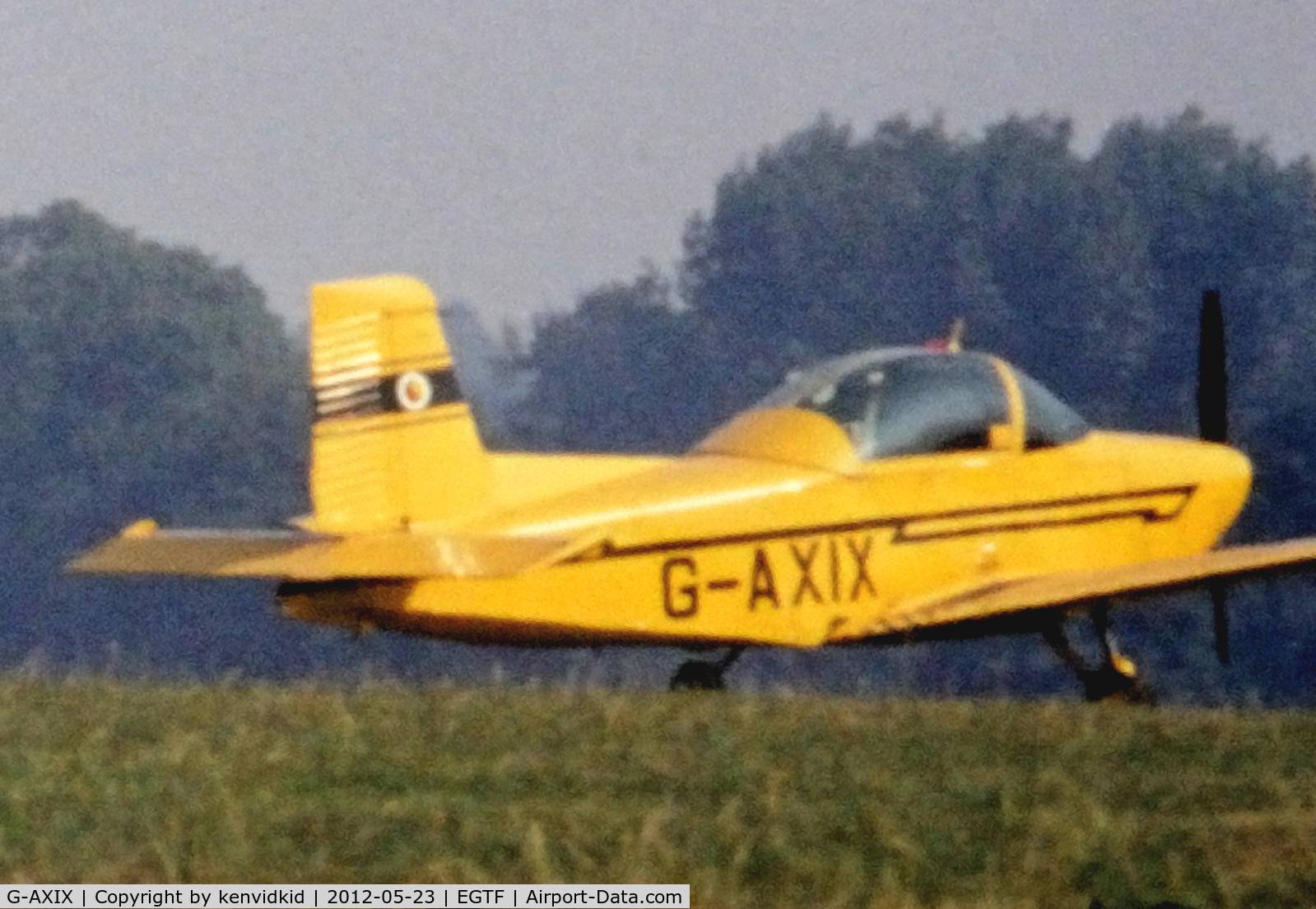 G-AXIX, 1969 AESL Glos-Airtourer Super 150/T4 C/N A527, At Fairoaks in the mid 1970's.
Copied from slide.