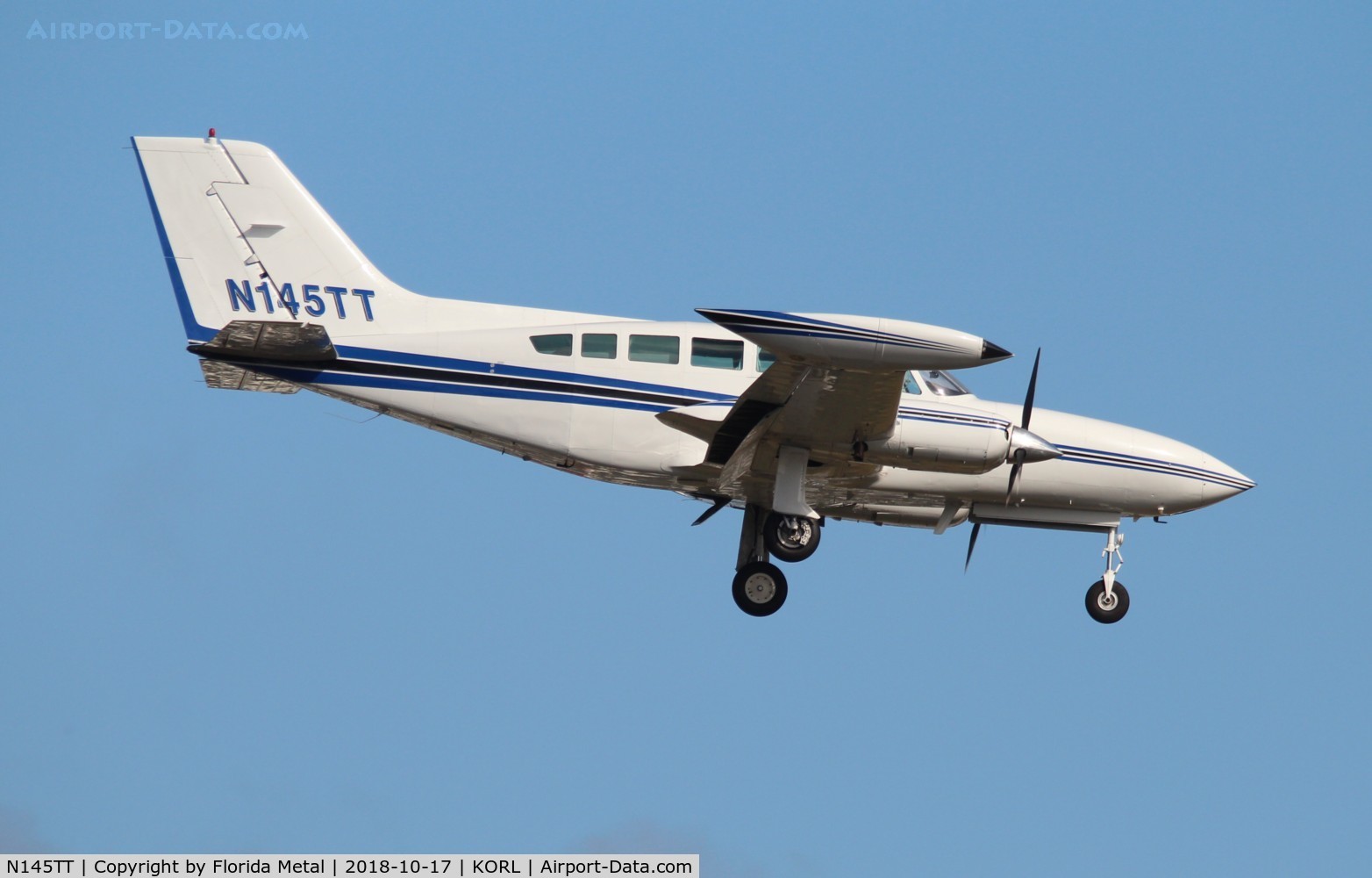 N145TT, 1977 Cessna 402B C/N 402B1333, NBAA 2018
