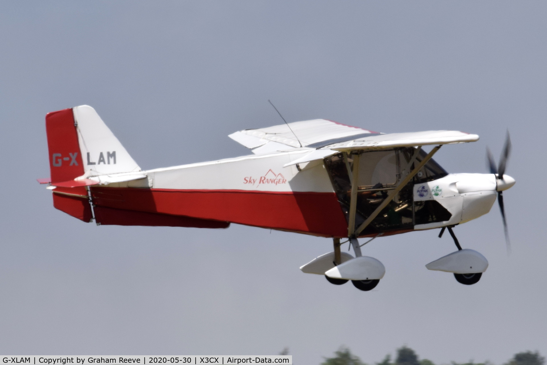G-XLAM, 2005 Best Off Skyranger Swift 912S(1) C/N BMAA/HB/460, Landing at Northrepps.