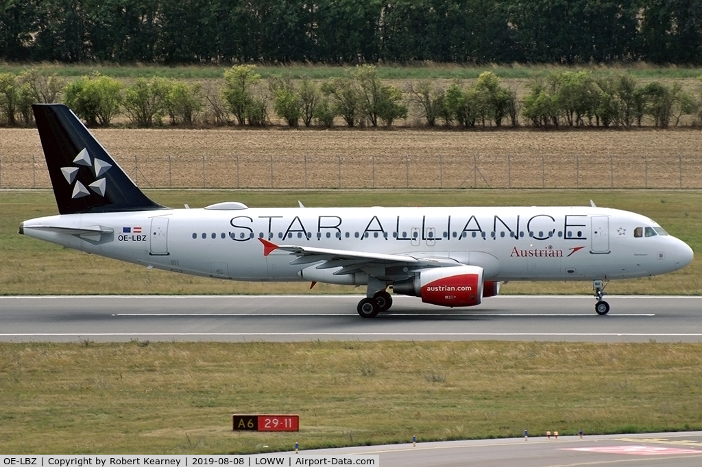 OE-LBZ, 2012 Airbus A320-214 C/N 5181, Rolling on r/w 29