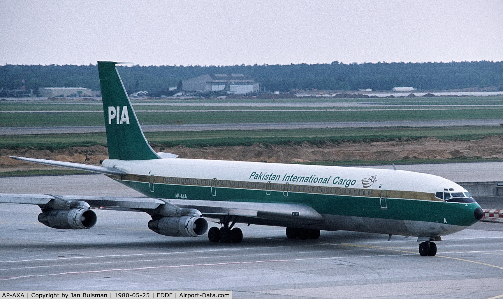 AP-AXA, 1967 Boeing 707-340C C/N 19286, PIA Cargo