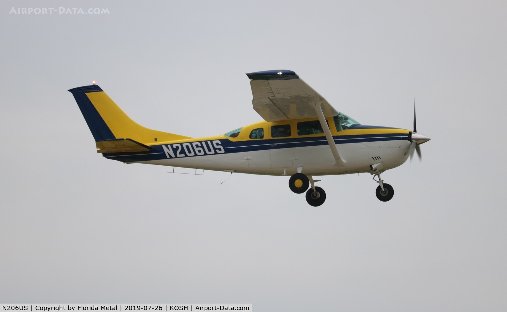 N206US, 1974 Cessna U206F Stationair C/N U20602628, OSH 2019