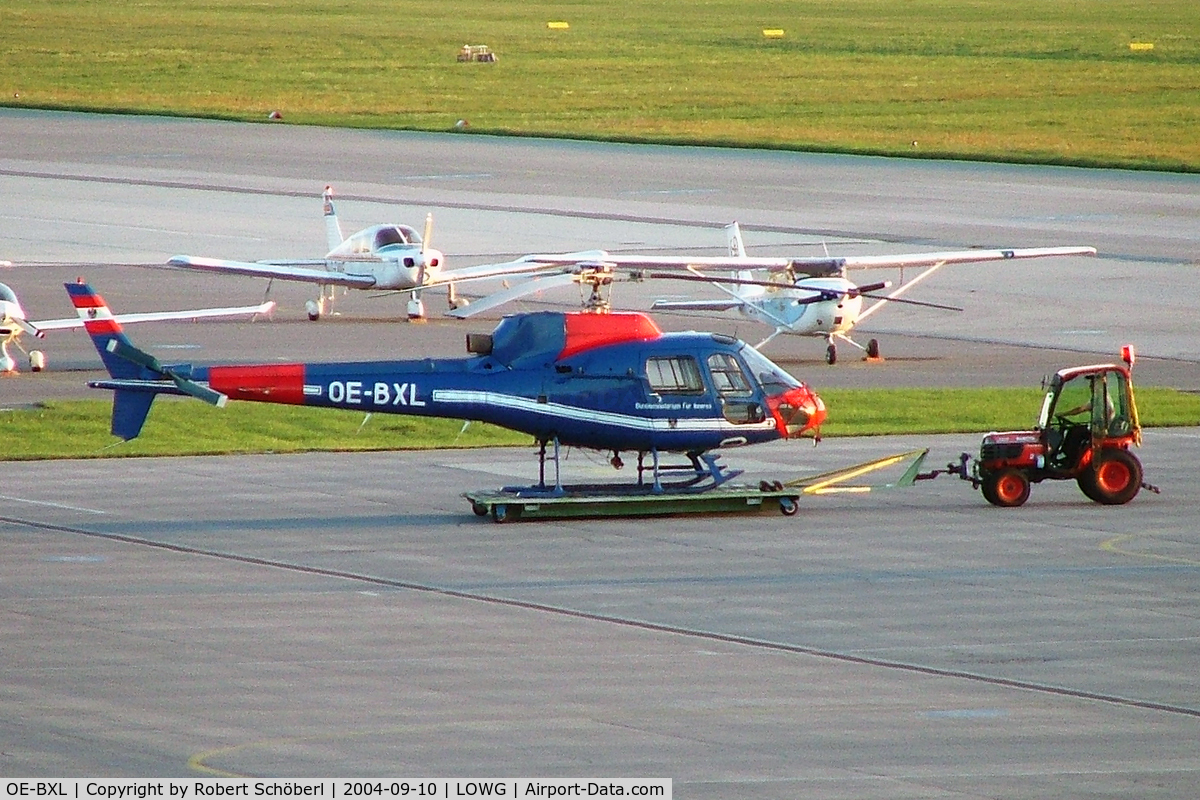 OE-BXL, Aerospatiale AS-350B-1 Ecureuil C/N 2049, OE-BXL @ LOWG 2004