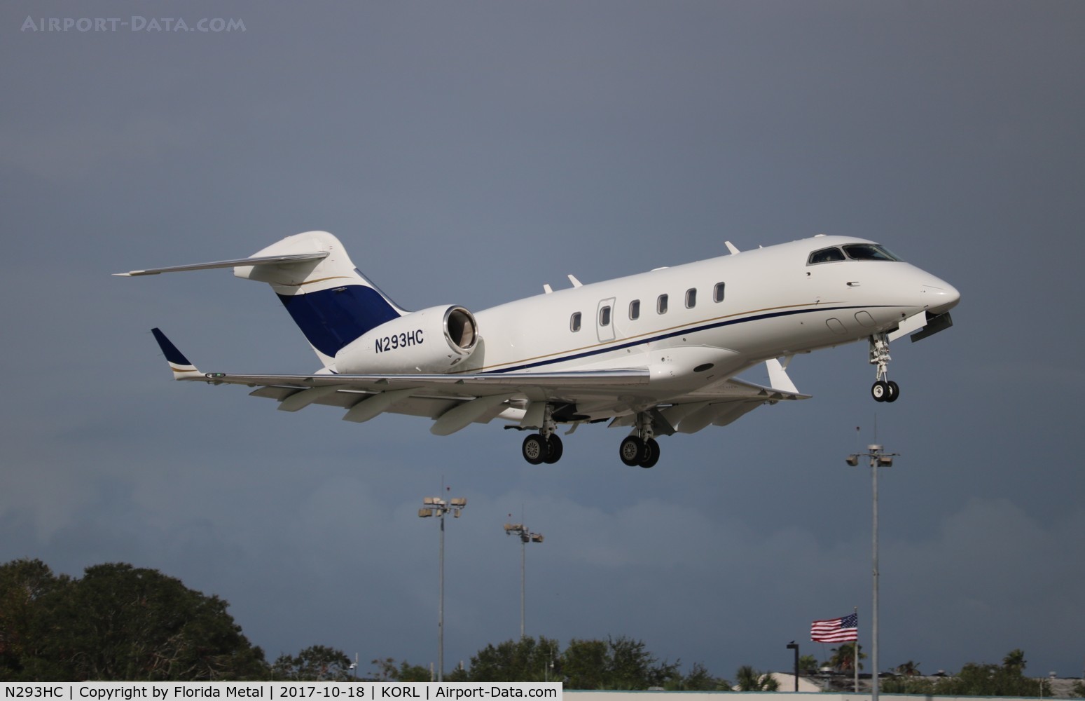 N293HC, 2011 Bombardier Challenger 300 (BD-100-1A10) C/N 20330, ORL 2017