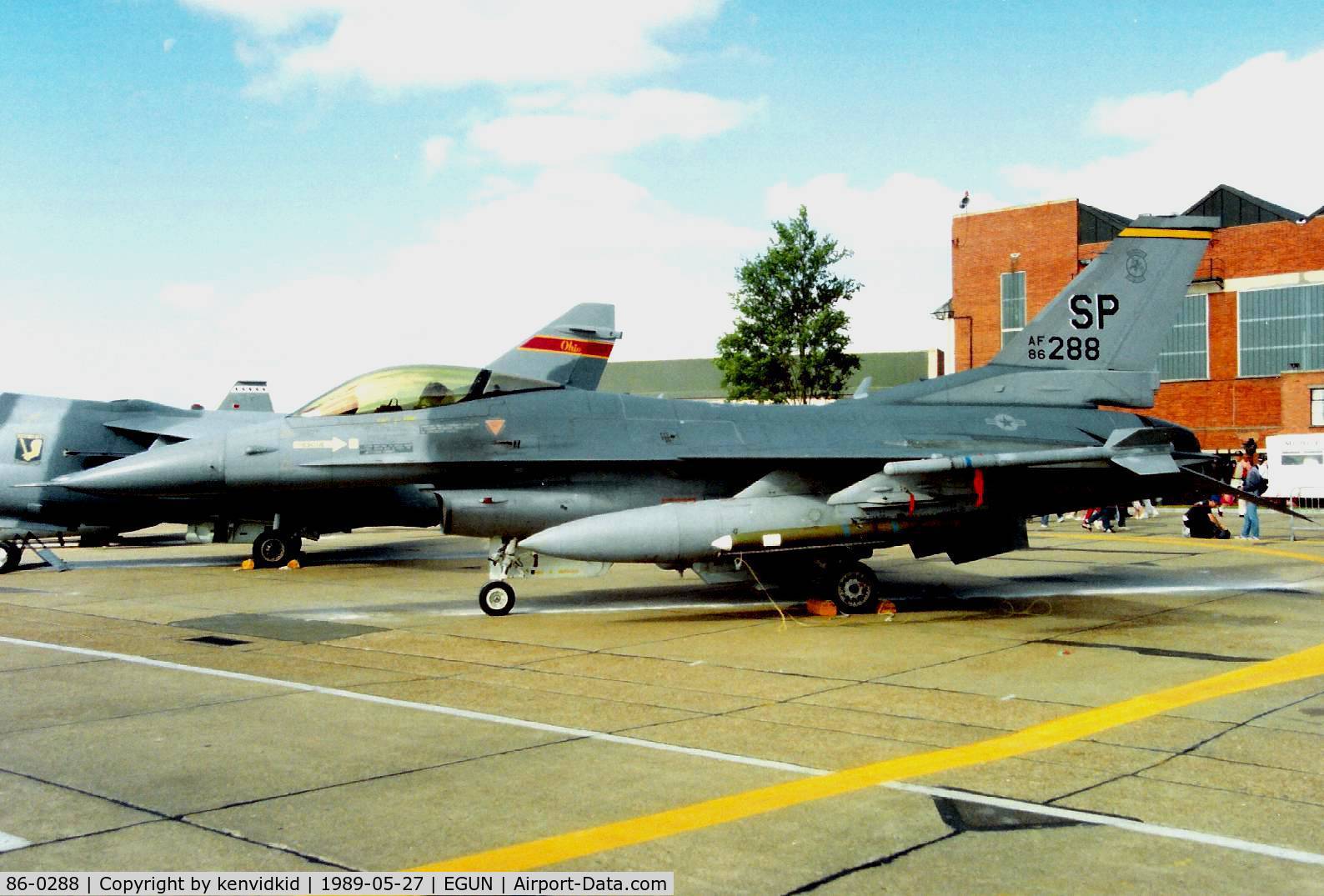 86-0288, 1986 General Dynamics F-16C Fighting Falcon C/N 5C-394, At the 1989 Mildenhall Air Fete.