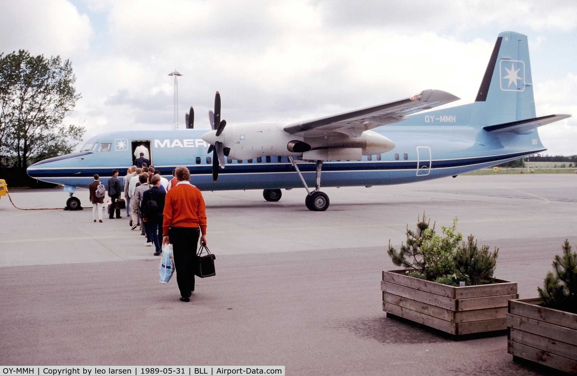 OY-MMH, 1988 Fokker 50 C/N 20125, Billund 31.5.1989