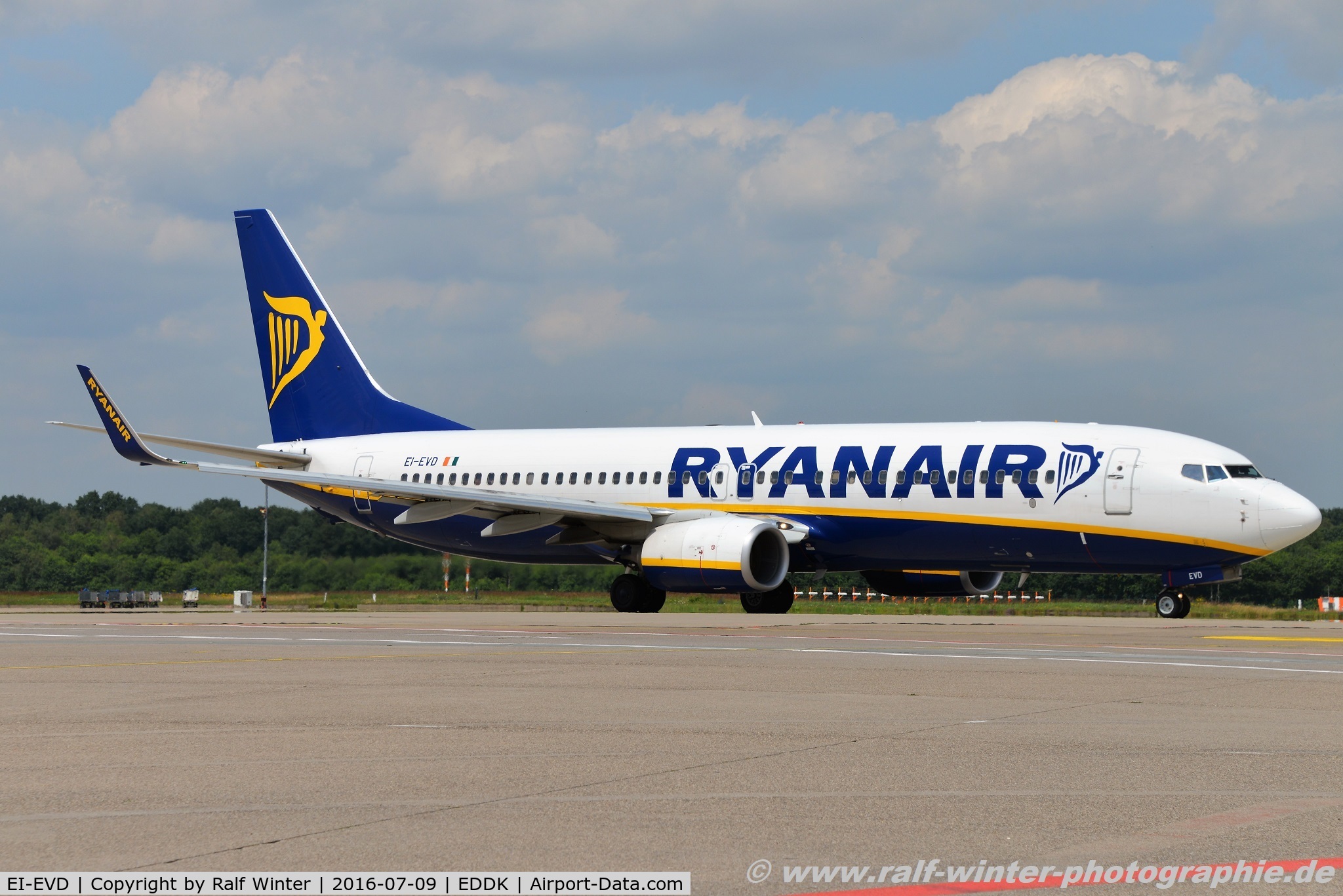 EI-EVD, 2012 Boeing 737-8AS C/N 40287, Boeing 737-8AS(W) - FR RYR Ryanair - 40287 - EI-EVD - 09.07.2016 - CGN