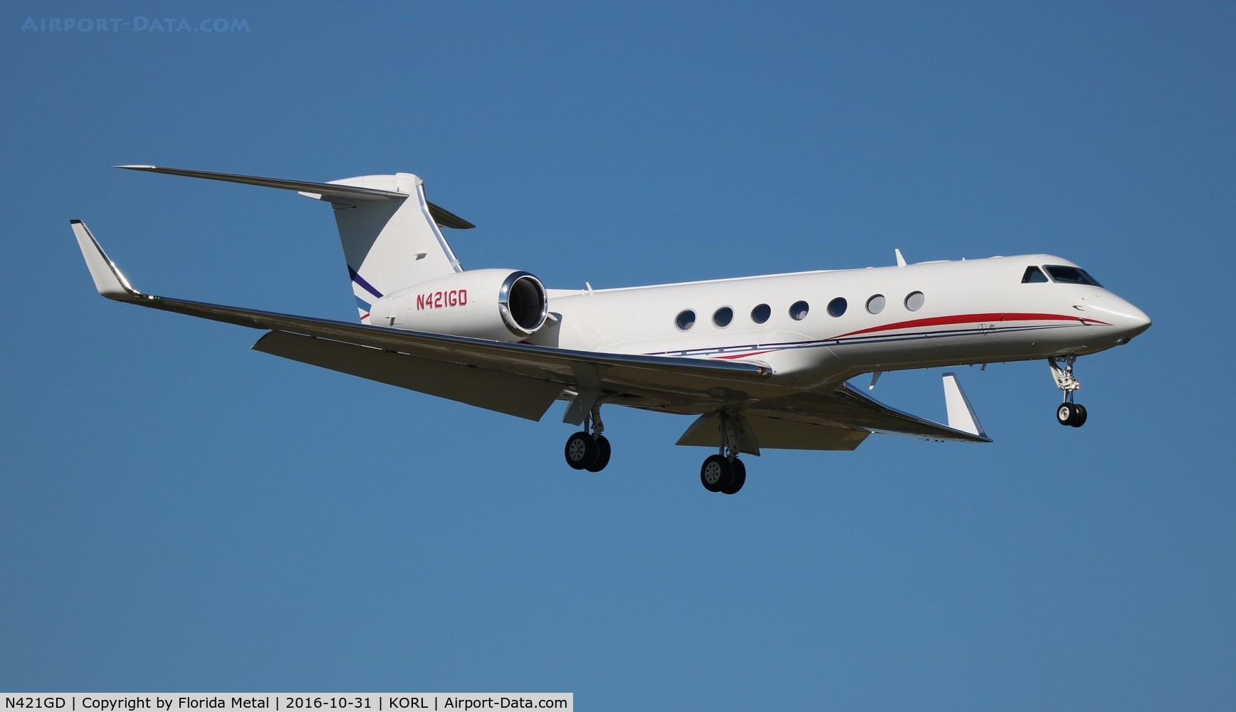 N421GD, 2013 Gulfstream Aerospace GV-SP (G550) C/N 5421, NBAA 2016