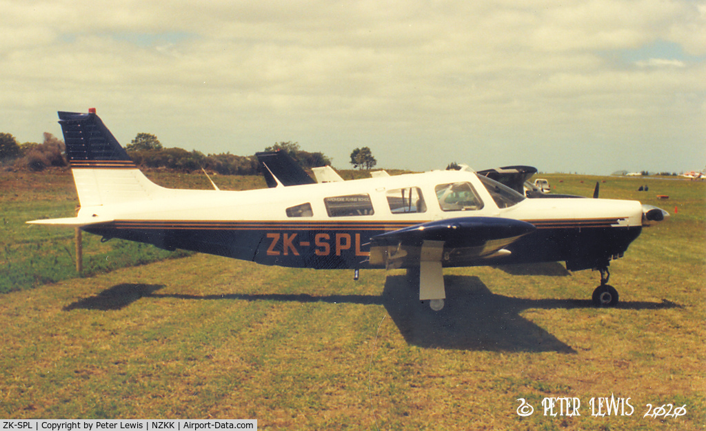 ZK-SPL, 1977 Piper PA-32R-300 Cherokee Lance C/N 32R-7780335, Tower Aviation Ltd., Whangarei - 1998