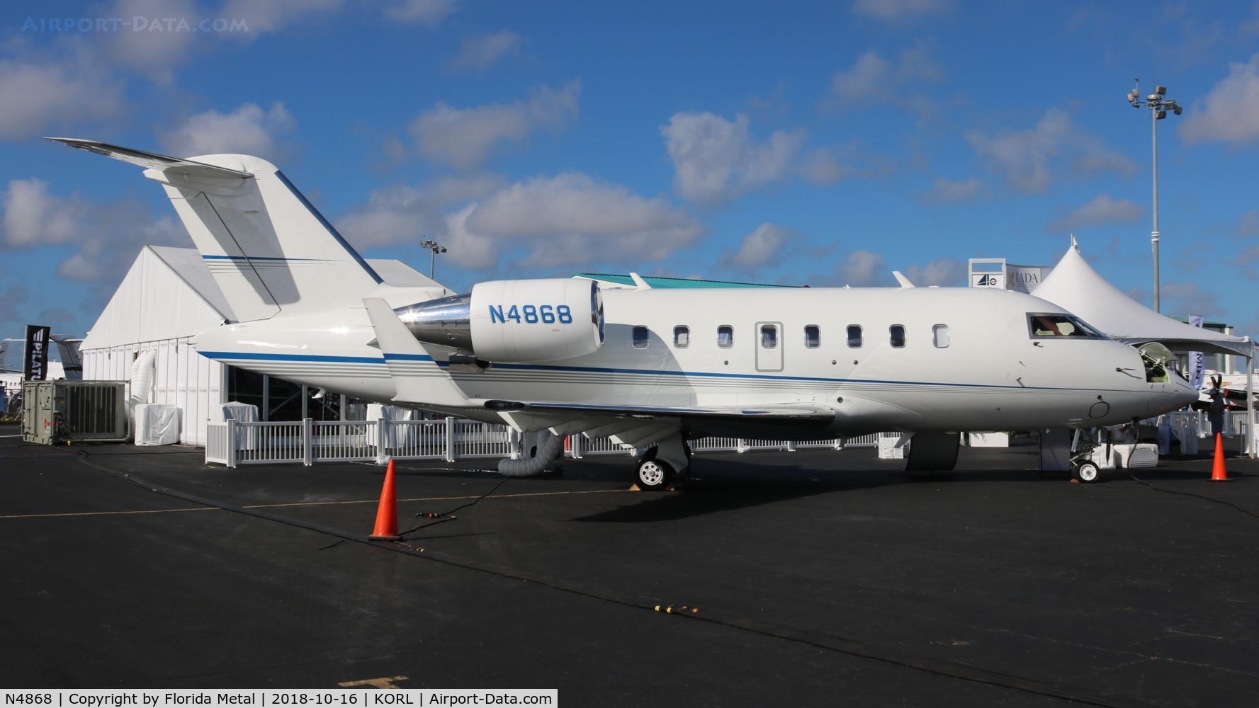 N4868, 2013 Bombardier Challenger 604 (CL-600-2B16) C/N 5492, odd that even FAA lists this as a Challenger 604, when it has the back end of a 605 and made when the 605 was being made