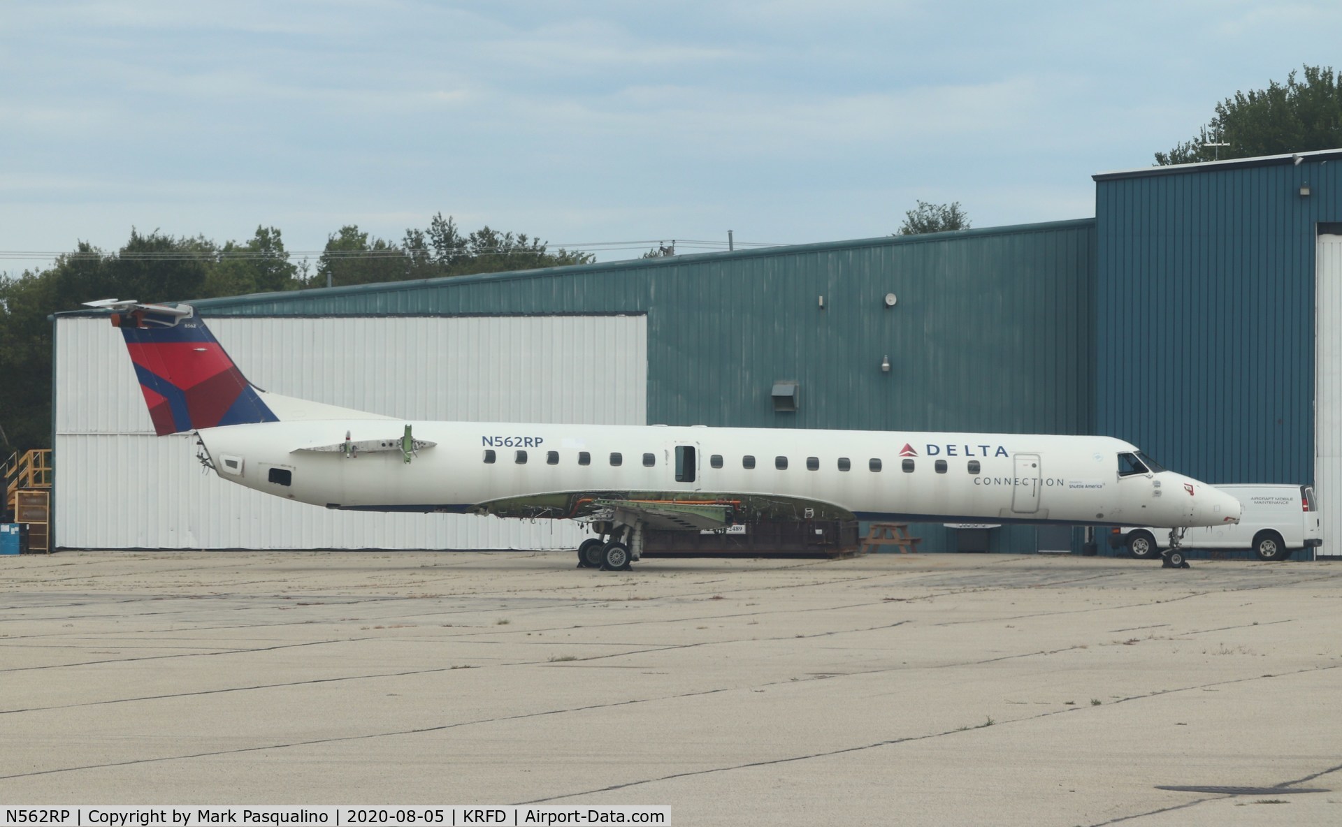 N562RP, 2002 Embraer ERJ-145LR (EMB-145LR) C/N 145451, EMB-145LR