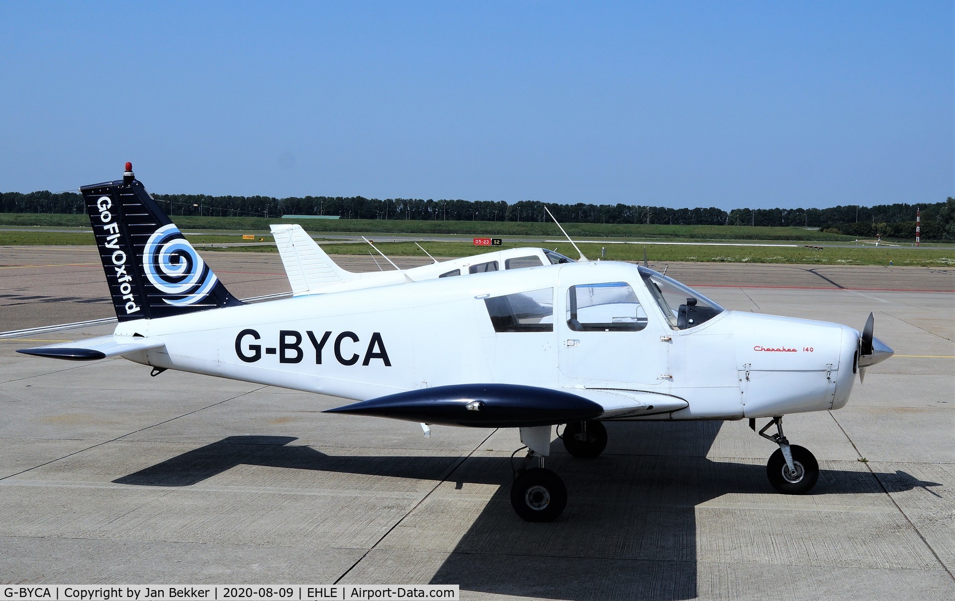 G-BYCA, 1971 Piper PA-28-140 Cherokee C/N 28-7125223, Lelystad Airport