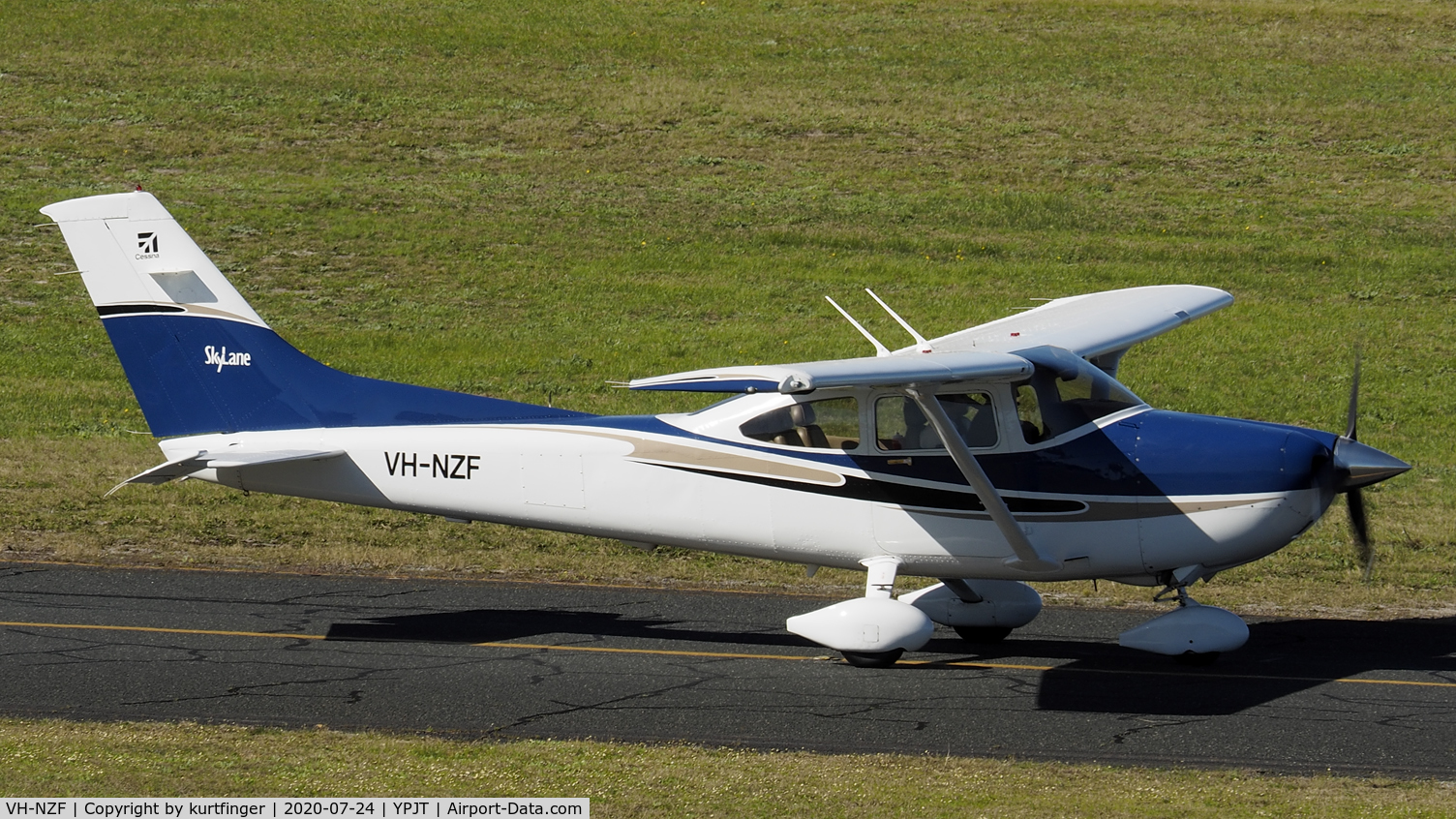 VH-NZF, 2004 Cessna 182T Skylane C/N 18281365, Cessna 182T msn 182-81365. VH-NZF 240720