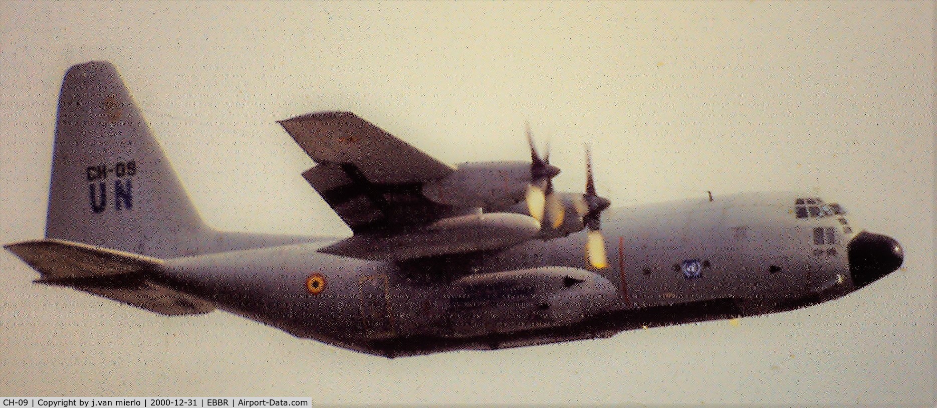 CH-09, 1973 Lockheed C-130H Hercules C/N 382-4479, Temporary UN-titles /caught on slide T/O EBBR 25R