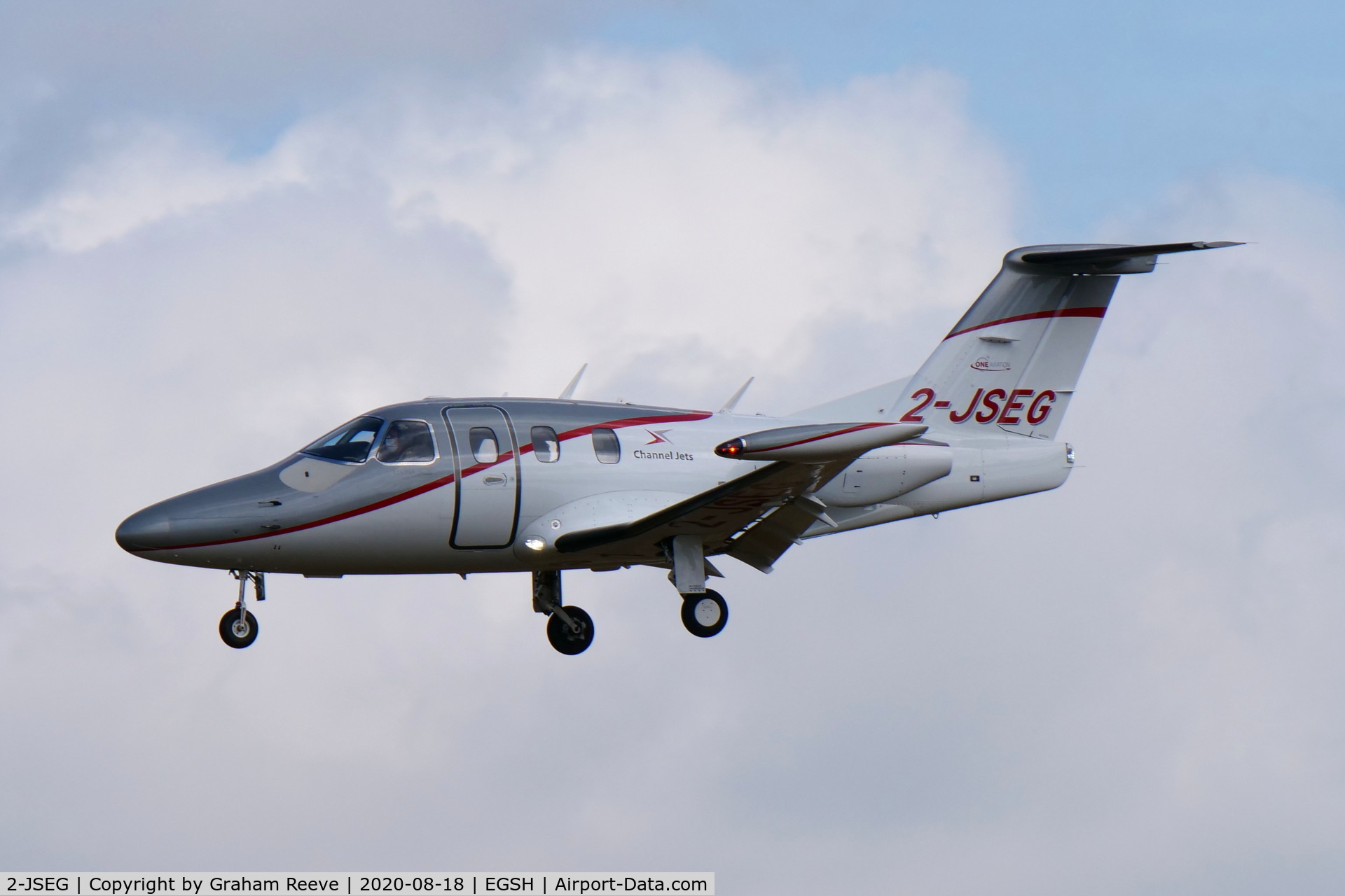 2-JSEG, 2008 Eclipse Aviation Corp EA500 C/N 000144, Landing at Norwich.