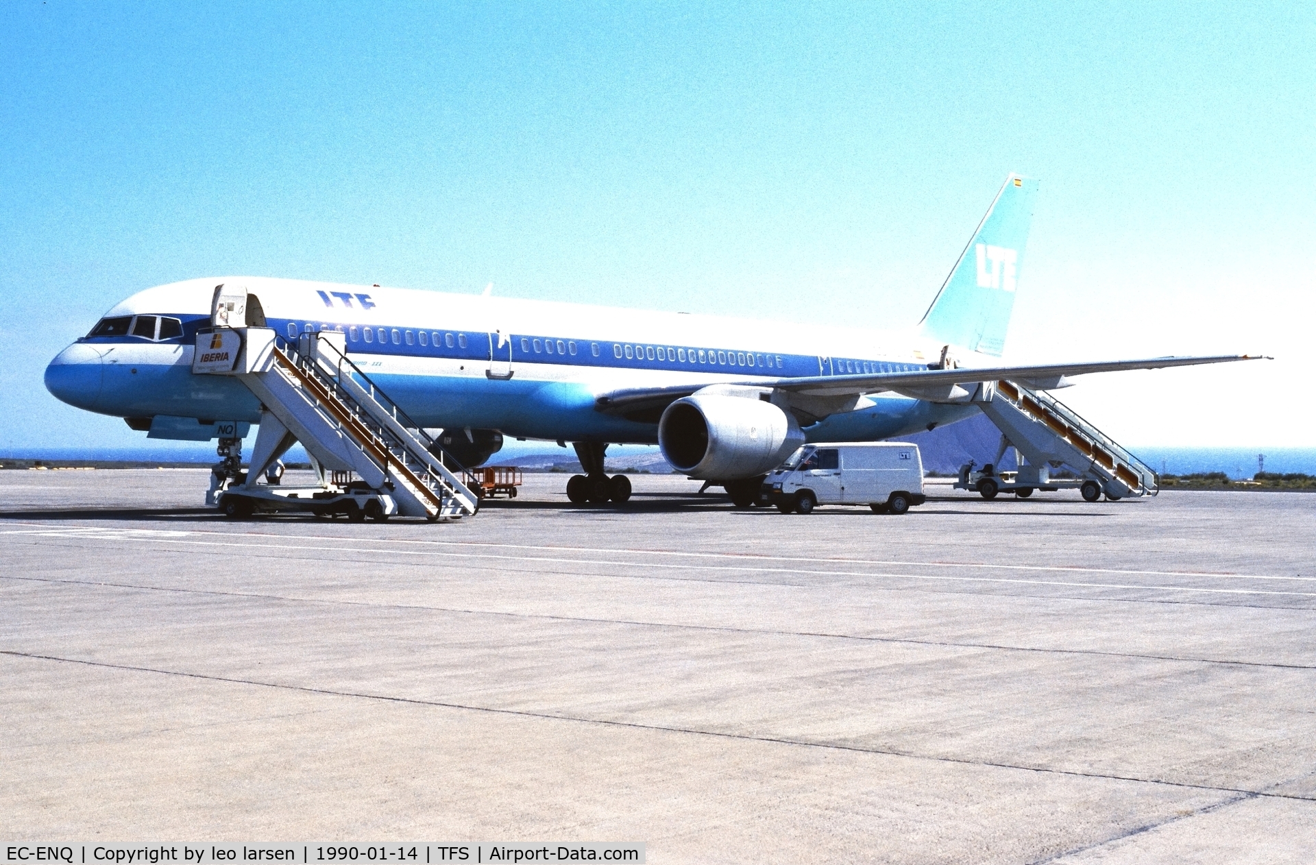 EC-ENQ, 1986 Boeing 757-2G5 C/N 23651, Tenerife 14.1.1990