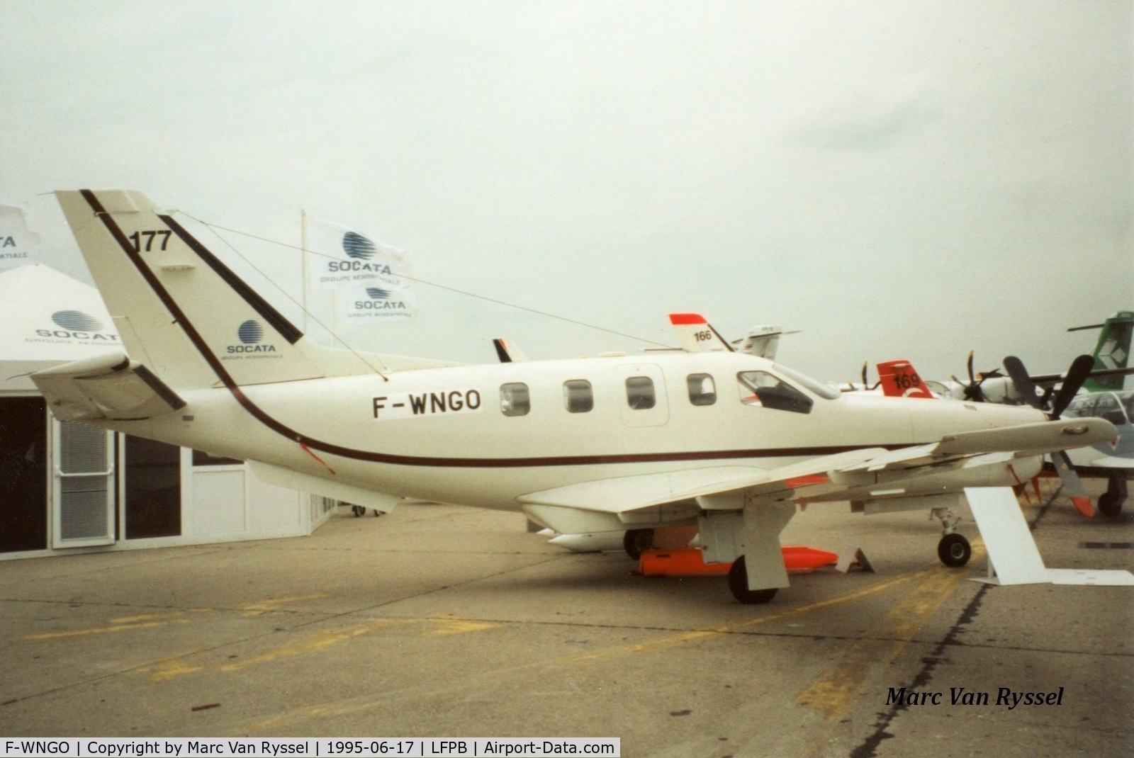F-WNGO, Socata TBM-700 C/N 23, At Paris Airshow 1995.