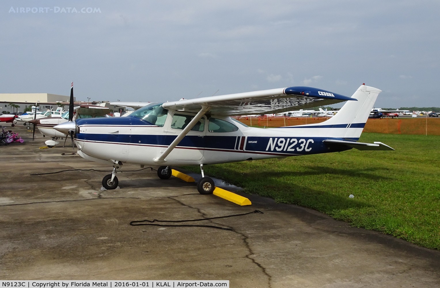 N9123C, 1978 Cessna R182 Skylane RG C/N R18200411, Cessna R182