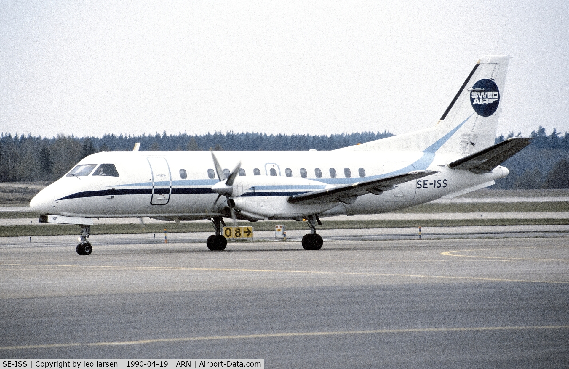 SE-ISS, 1985 Saab 340A C/N 340A-033, Stockholm Arlanda 19.4.1990