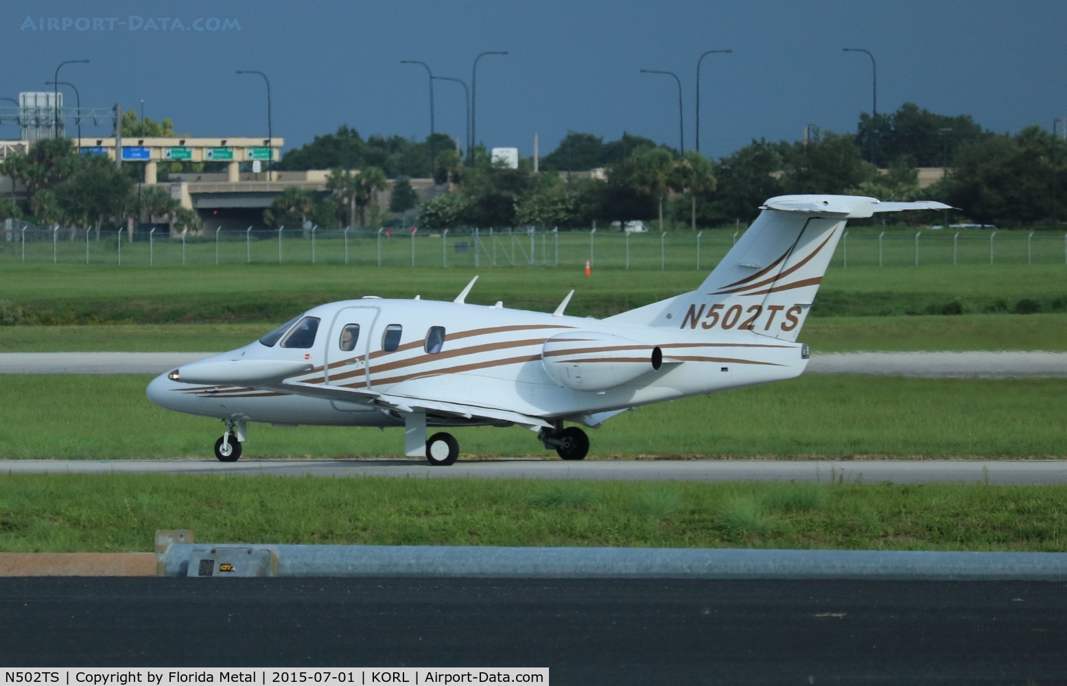 N502TS, 2007 Eclipse Aviation Corp EA500 C/N 000097, ORL 2015