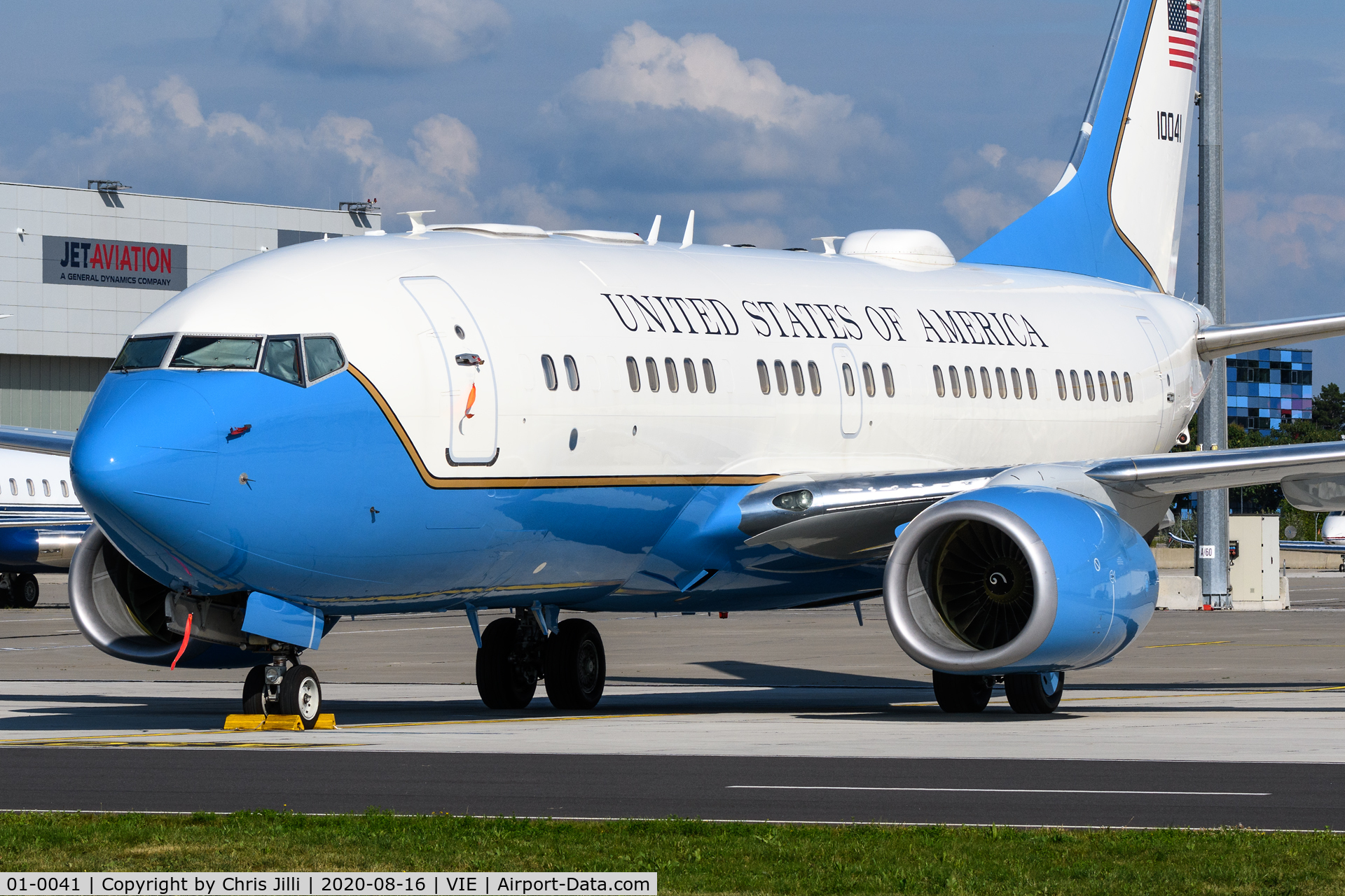 01-0041, 2002 Boeing C-40B (737-7FD BBJ) C/N 33080, US Air Force