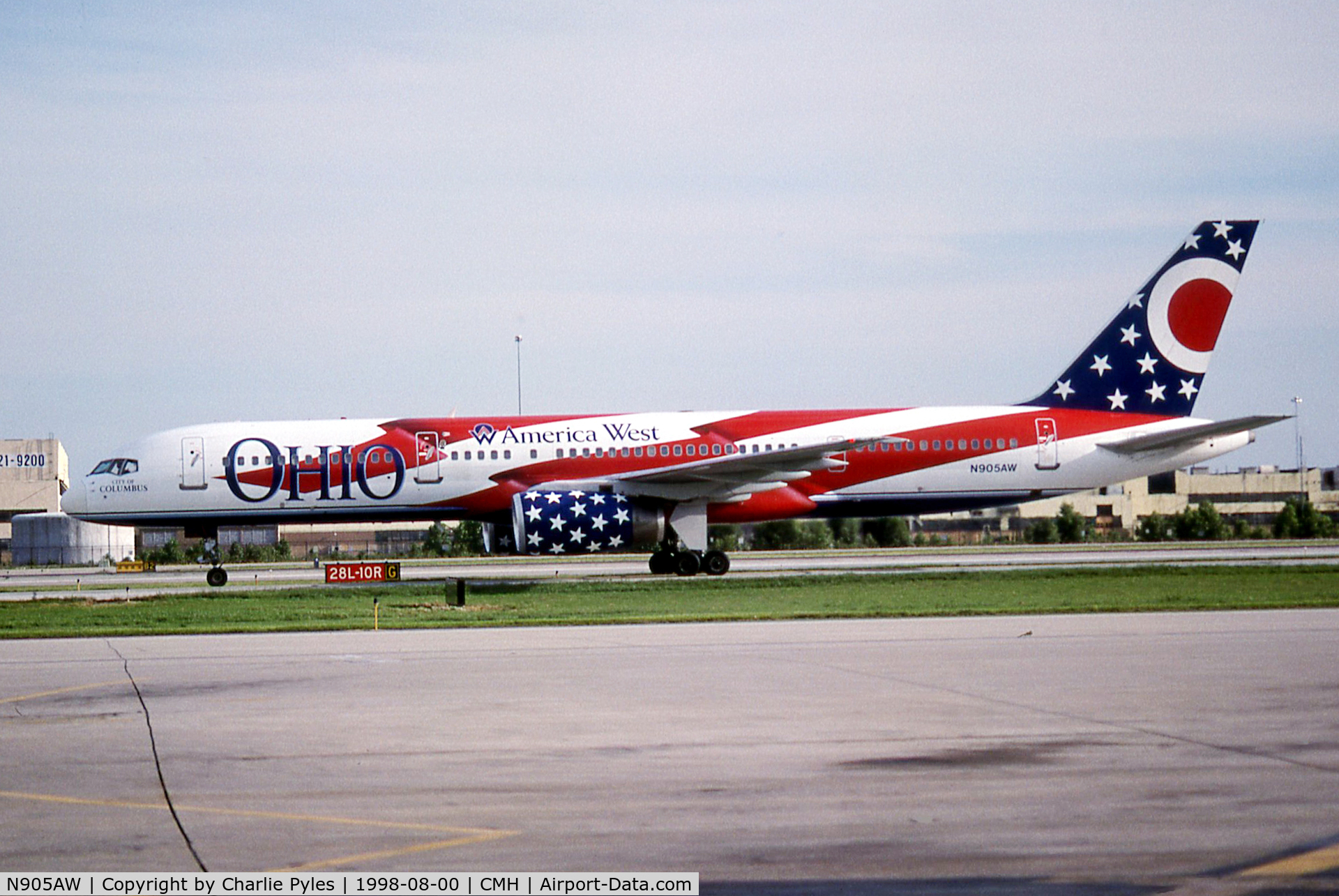N905AW, 1986 Boeing 757-2S7 C/N 23567, City of Columbus at Columbus