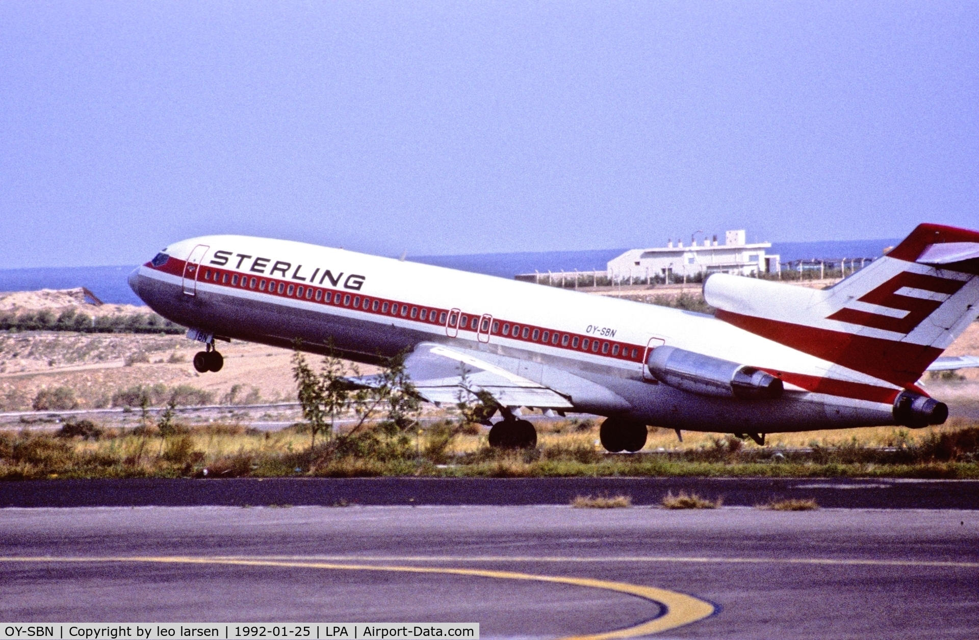 OY-SBN, 1981 Boeing 727-2B7 C/N 22163, Las Palmas Take off 25.1.1992