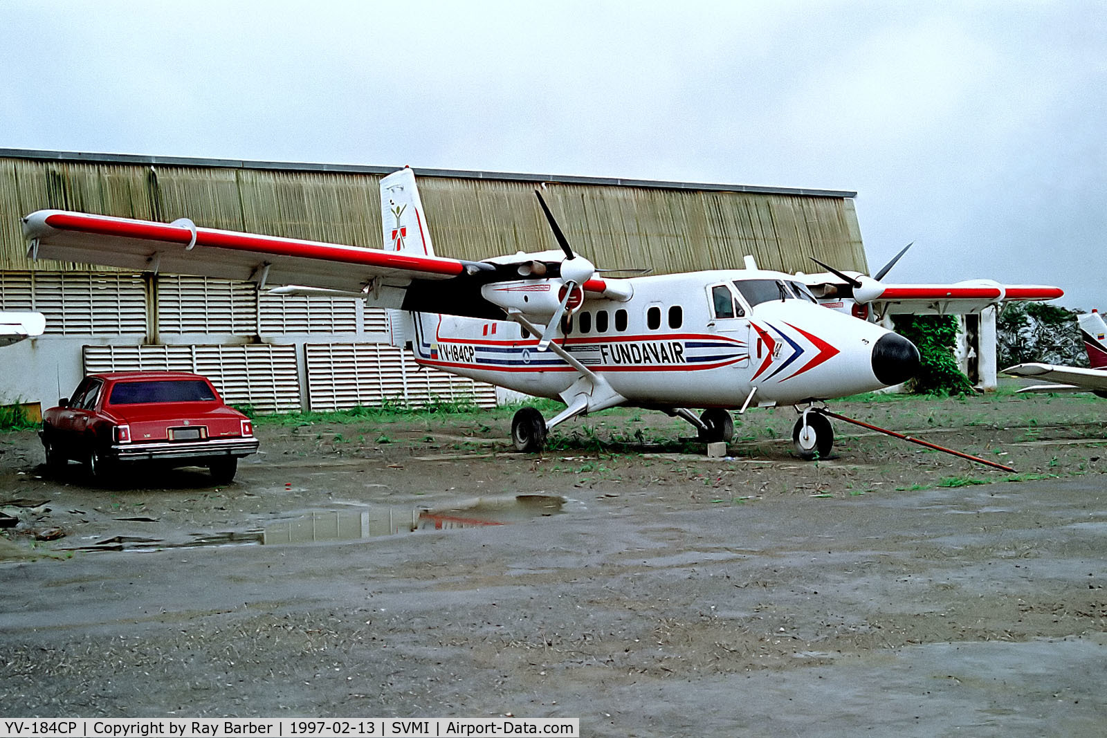 YV-184CP, 1978 De Havilland Canada DHC-6-300 Twin Otter C/N 557, YV-184CP   De Havilland Canada DHC-6-300 Twin Otter [557] (Fundavair) Caracas-Simon Bolivar Int'l 13/02/1997