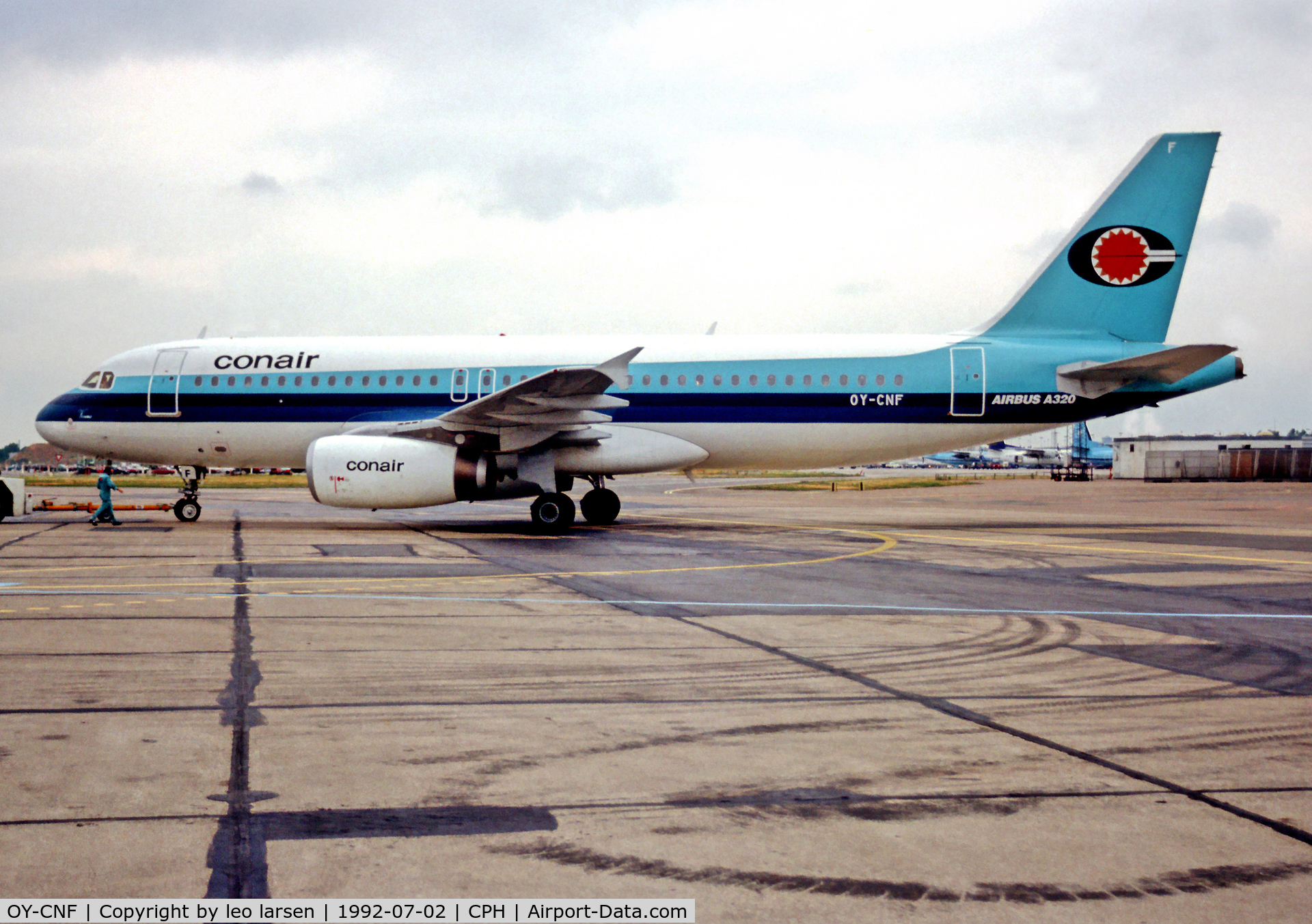 OY-CNF, 1991 Airbus A320-231 C/N 168, Copenhagen 2.7.1992