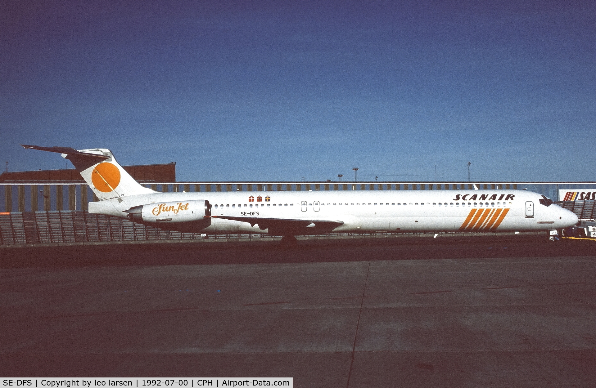 SE-DFS, 1985 McDonnell Douglas MD-82 (DC-9-82) C/N 49384, Copenhagen 7.1992