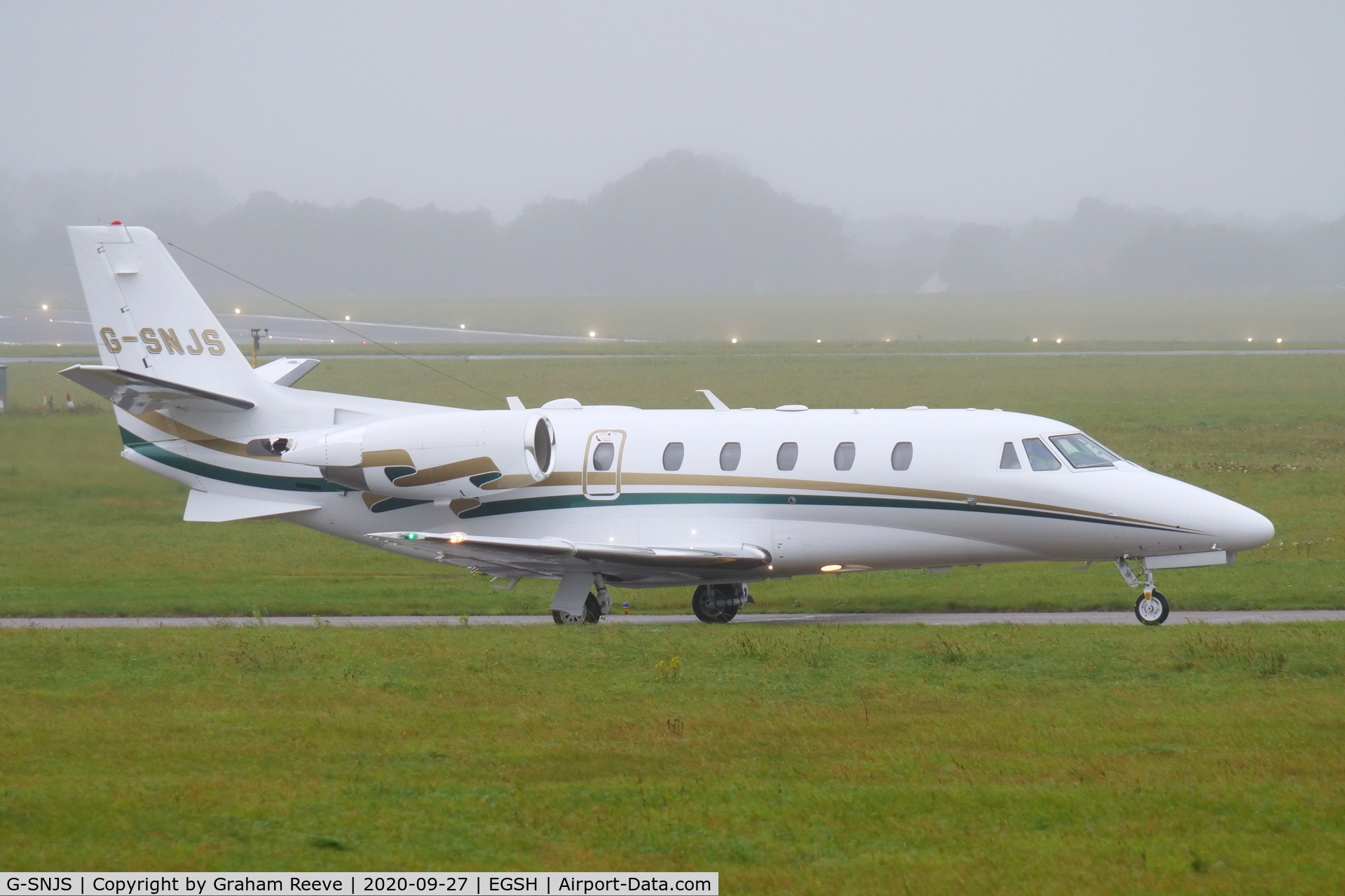 G-SNJS, 2018 Cessna 560XL Citation XLS Plus C/N 560-6252, Departing from Norwich.