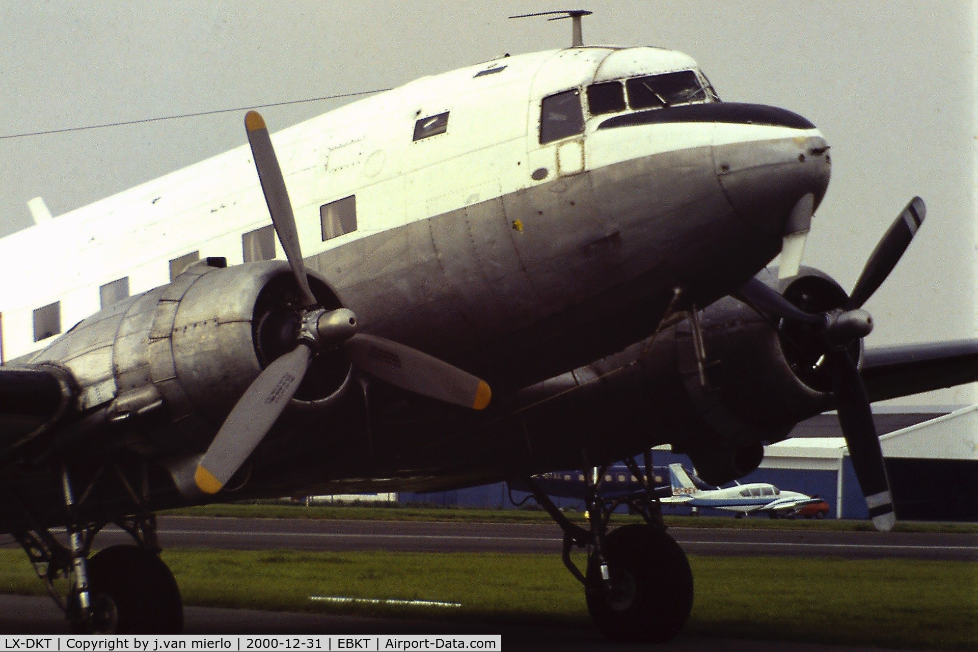 LX-DKT, 1942 Douglas DC3C-S1C3G (C-47A) C/N 10253, Scan slide
