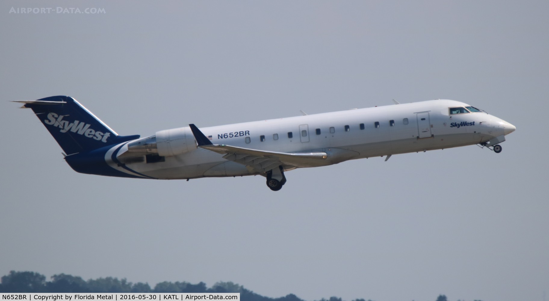N652BR, 2000 Bombardier CRJ-200ER (CL-600-2B19) C/N 7429, ATL 2016