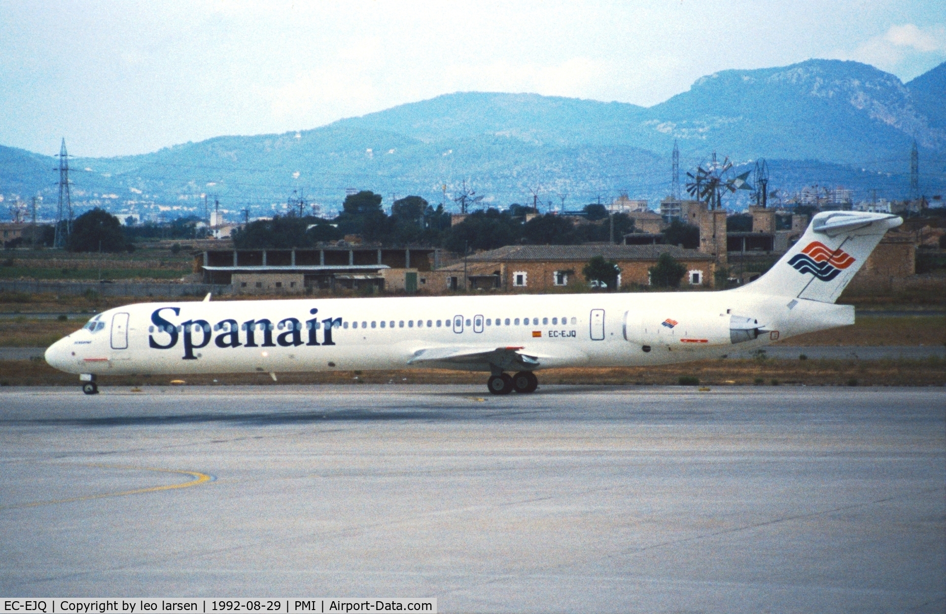 EC-EJQ, 1988 McDonnell Douglas MD 83 C/N 49672, Palma de Mallorca 29.8.1992