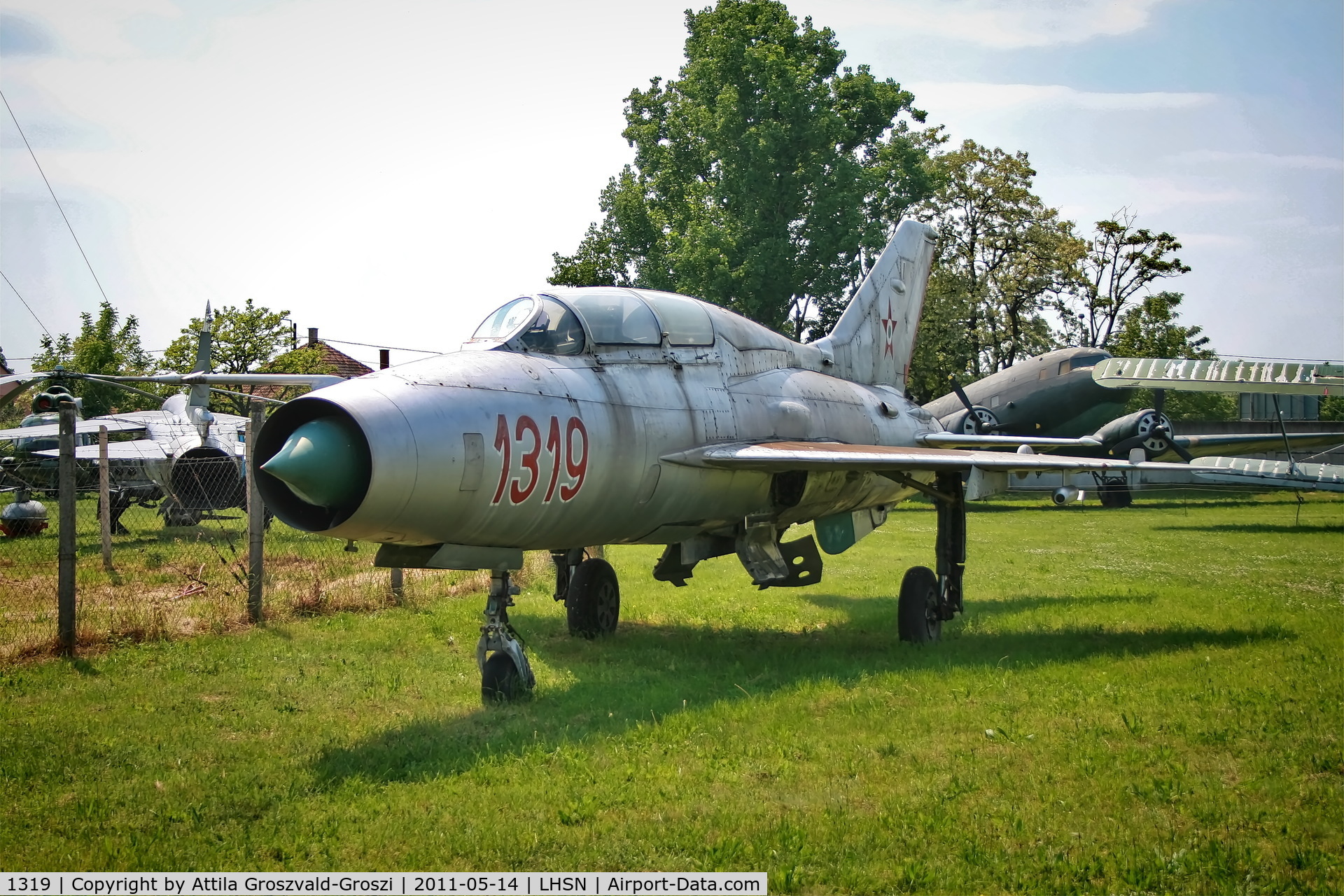 1319, 1965 Mikoyan-Gurevich MiG-21U-400 C/N 661319, LHSN - Szolnok-Szandaszölös Airplane Museum