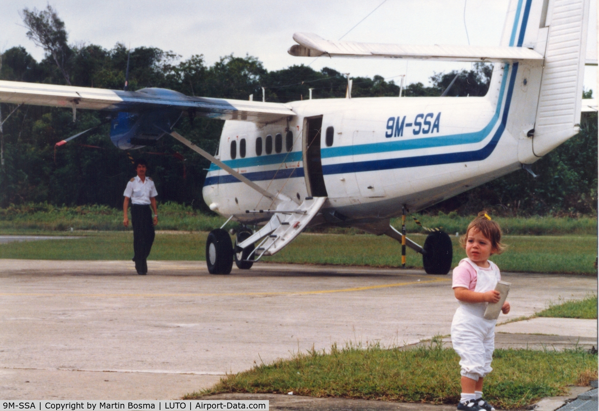 9M-SSA, 1979 De Havilland Canada DHC-6-310 Twin Otter C/N 651, 9M-SSA at Lutong Airport ca 1989
